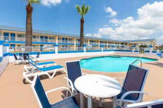 Days Inn by Wyndham Baytown TX - Baytown - 5