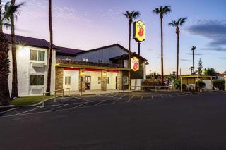 Super 8 by Wyndham Goodyear/Phoenix Area - Goodyear - 2
