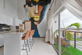 2 bedroom Luxury Art Loft in lekki phase 1 with pool - Moba - 7