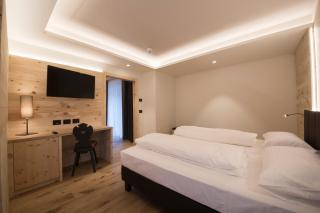 Monroc Hotel - Commezzadura - 9