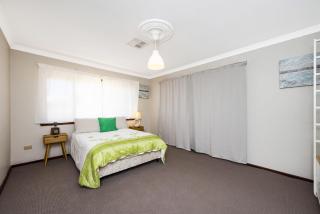 River View Retreat - Both Ocean and River Views - Guilderton - 4