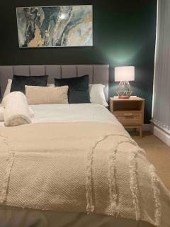 Homely Apartment, Balcony, Free parking - Sheffield - 6
