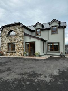 54 Stracomer Hill Bundoran - Single Street - 0