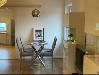 2 Zimmer Wohnung 56 qm voll möbliert - 6