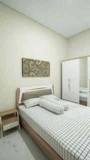 Floriva Modern Cozy Home 3BR Pakuwon Mall - 9