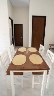Floriva Modern Cozy Home 3BR Pakuwon Mall - 2