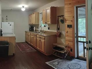 Cameron's Cottage at The Lake - Tallassee - 4
