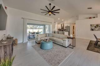 Villa Sparkle Blue by CoralVilla - large pool & spa - Cape Coral - 4