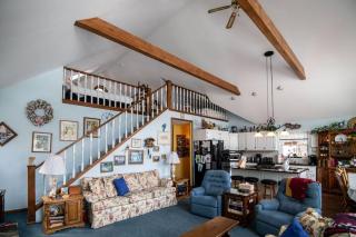 Four Season Ski, Lake & Golf Home on Lake Rescue - 3