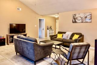 Katy Hideaway - Hoffpauir Airport - 9