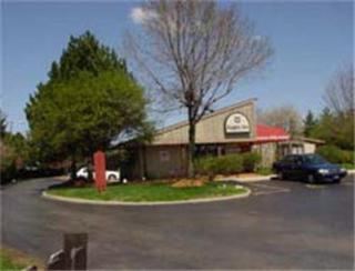 Budgetel Inn & Suites - Columbus - 0
