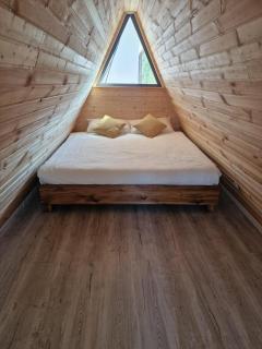 Bucovina-A-FrameHouse-HotTub-Fireplace-Patio-WiFi - Suceviţa - 4