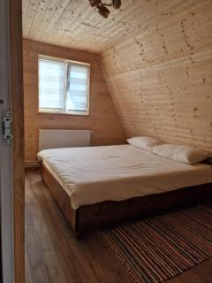 Bucovina-A-FrameHouse-HotTub-Fireplace-Patio-WiFi - Suceviţa - 8