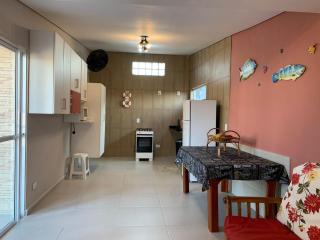 Venha aproveitar o litoral de Peruíbe em apartamento aconchegante ( apartamento primeiro andar) - Peruíbe - 3