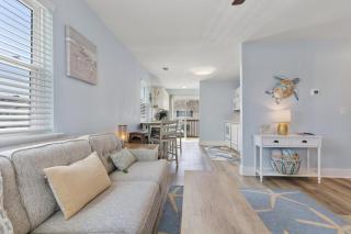 Secluded 2BR-2BA condo - 5 minute walk to the Gulf - Destin - 7