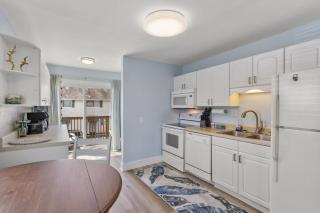 Secluded 2BR-2BA condo - 5 minute walk to the Gulf - Destin - 5