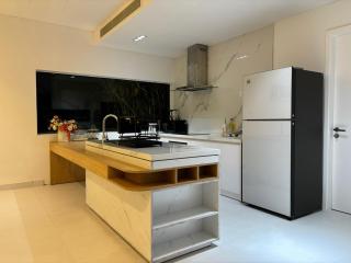 Pool Villas, Sheraton Resort 1H 16USD part time use - Da Nang - 0