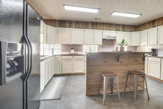 Downtown Condo about 23 Mi to Hocking Hills State Park - Lancaster - 1