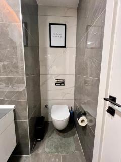 Gorgeous 2 Bedroom At Kasstowers - 7