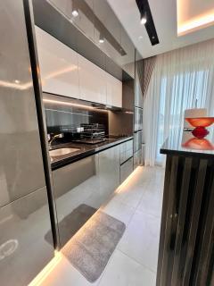 Gorgeous 2 Bedroom At Kasstowers - 5