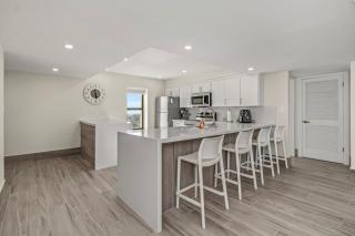 Saida beachfront Oceanview Charm - 8