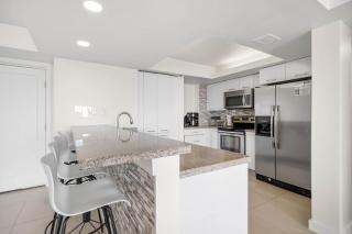 Solare Tower, Sunset Oasis, Beachfront Complex - South Padre Island - 9