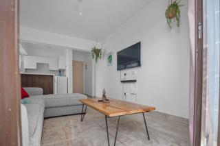 Stylish and Spacious 1Bedroom Apartment with King Bed in Prime Location - Nairobi - 5