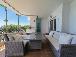 Beautiful 2 Bed Beachfront Apt - Sitio de Calahonda - 5