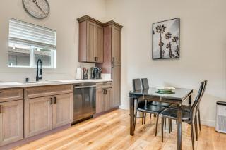 10 Mi to Dtwn LA Cat-Friendly Rosemead Cottage - 4