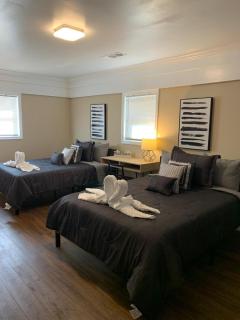 Elegant 4BDR Atlanta Home Perfect for Families - 1