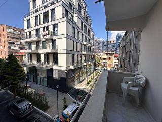 Quaint Apt Gem ,Your Home Away from Home - Tirana - 5
