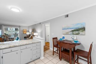 Beachside Hideout - Myrtle Beach - 6