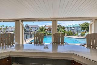 Waterfront Dream House Pool Golf Cart & Dock - Destin - 7