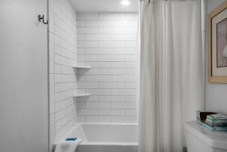 Beach House Condominium 203C by Newman-Dailey - Destin - 4