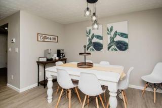 Modern Ranch near Downtown and Airport - Dayton - 3