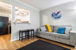 Downtown 1BR Condo with Full Kitchen, Pet-Friendly - Nashville - 7