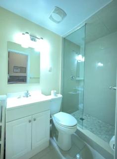 Cozy Suite with Private Bath - 4