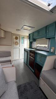 Caravan Albania - Sauk - 4