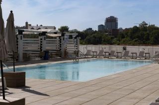Modern Loft 15 Min from NYC with City View & Pool - Croxton - 8