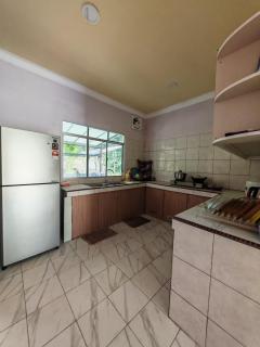 SJ Family Homestay - Kota Belud - 4
