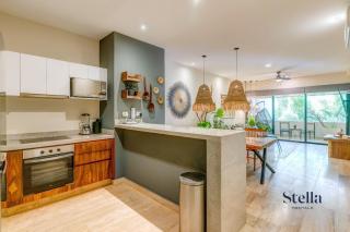 Private Jungle View Balcony Stay in Aldea Premium - 4