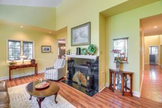 Spacious Home with Hiking Trail Access in Bristol! - 7