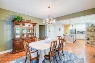 Spacious Home with Hiking Trail Access in Bristol! - 8