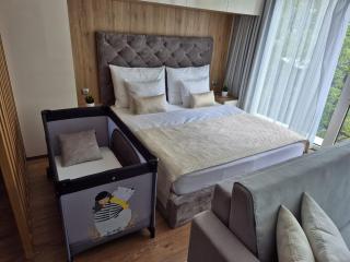 Luxury & air-conditioned Osko Apartment near the city center - Prague - 2