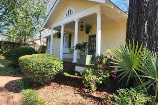 Historic Idlewild Cottage - Montgomery - 8