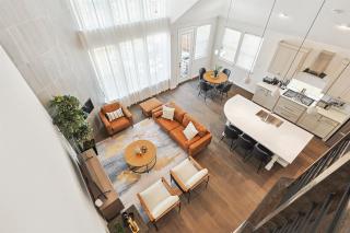 Brand New 5BD 4BA Luxury Vacation Home w Hot Tub - Irving - 4
