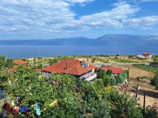 Taku Villa Wonderful view of Lake Ohrid - Udënisht - 3