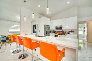 Private Pool, 8 Mi to Beach Chic Cape Coral Home - Cape Coral - 4