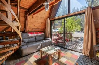 A-Frame of Mind - Nice cozy cabin great view to the outdoors and peaceful - 6