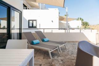 Seabreeze Retreat Stylish Blue Bay Residence - Sint Michiel - 4